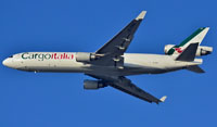 dubai airport spotting 2011 image 28