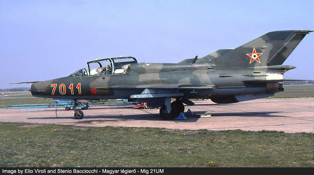 hungarian air force red stars image 3