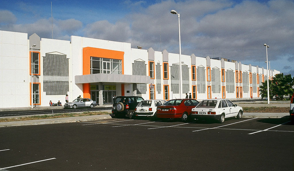 ilha do sal airport image 1