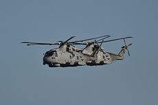 in volo con laviazione navale della marina militare image 16