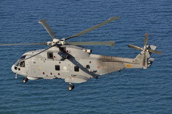 in volo con laviazione navale della marina militare image 37