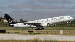 lisbona airport spotting 2011 image 14