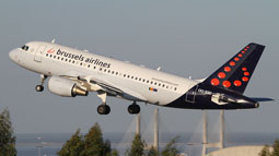 lisbona airport spotting 2011 image 27