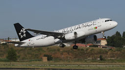 lisbona airport spotting 2011 image 33