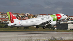 lisbona airport spotting 2011 image 38