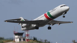 lisbona airport spotting 2011 image 42