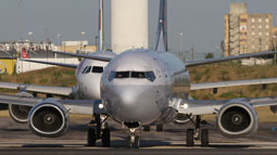 lisbona airport spotting 2011 image 8
