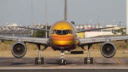 lisbona airport spotting 2011 image 9